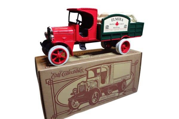 1997 Collectible - 1925 Kenworth Bank - Elmira Maple Syrup Festival